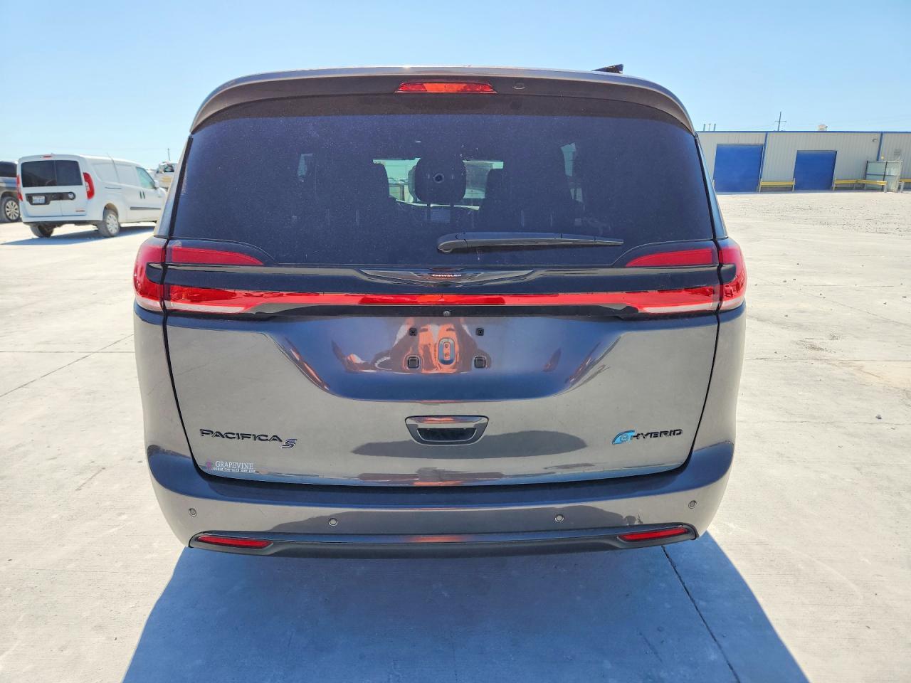 2023 Chrysler Pacifica Hybrid Limited - Фото 6