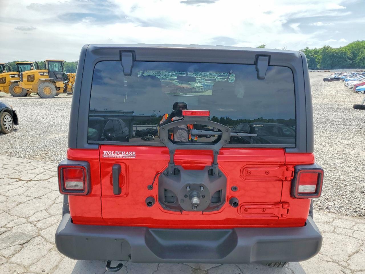 2026 Jeep Wrangler Sport - Image 6