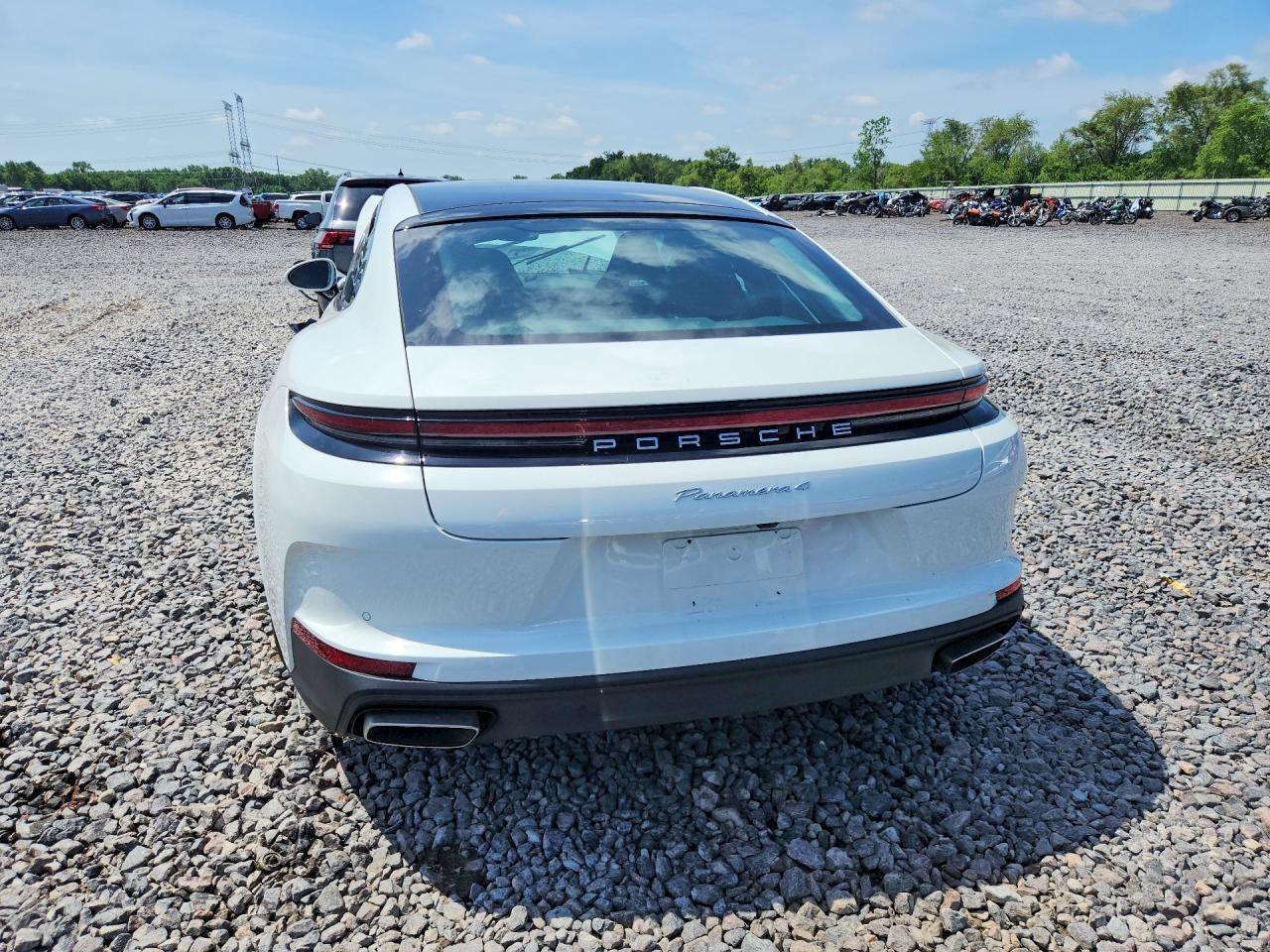 2025 Porsche Panamera Base - Image 6