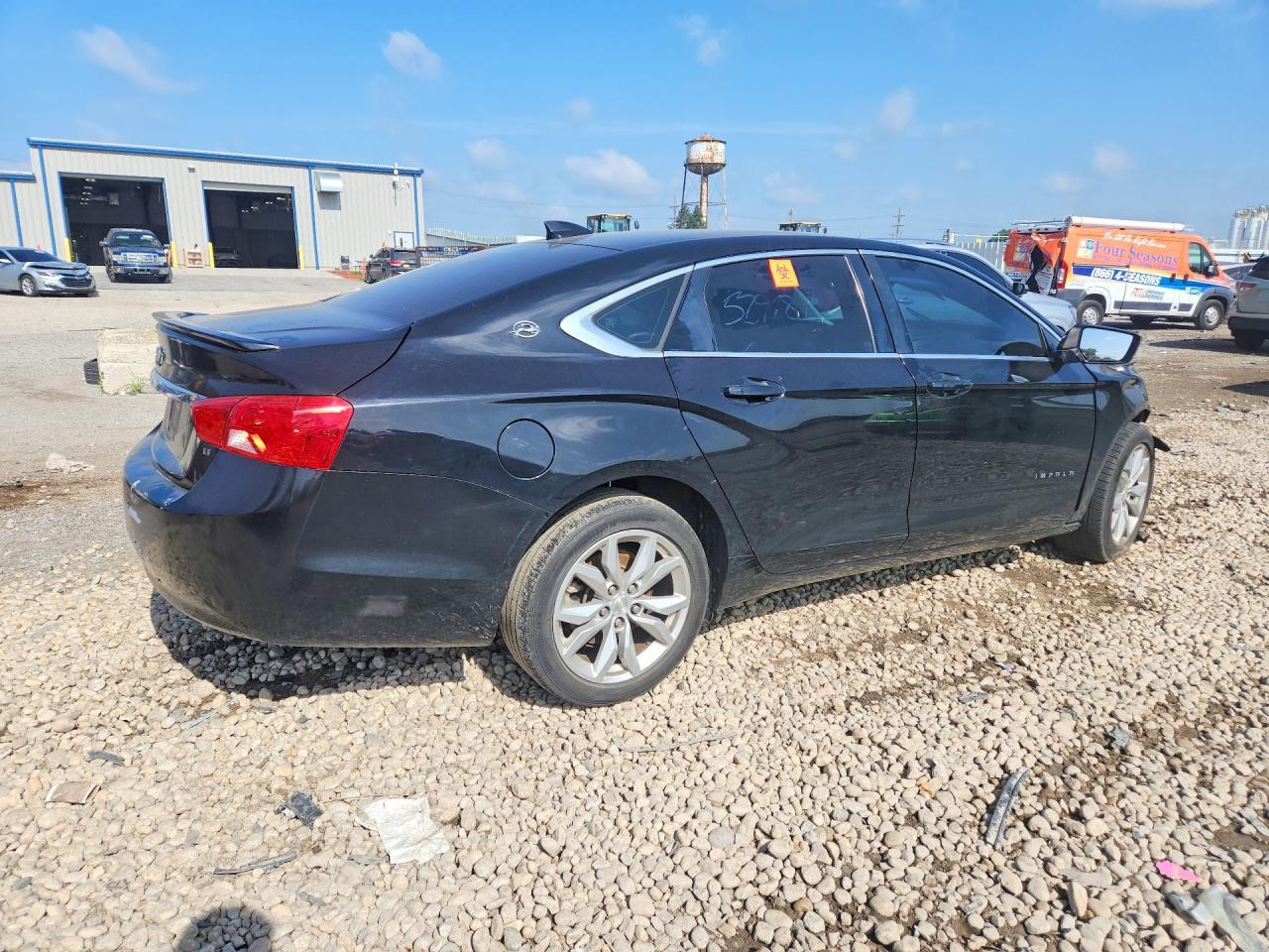 2017 Chevrolet Impala Lt - Image 3