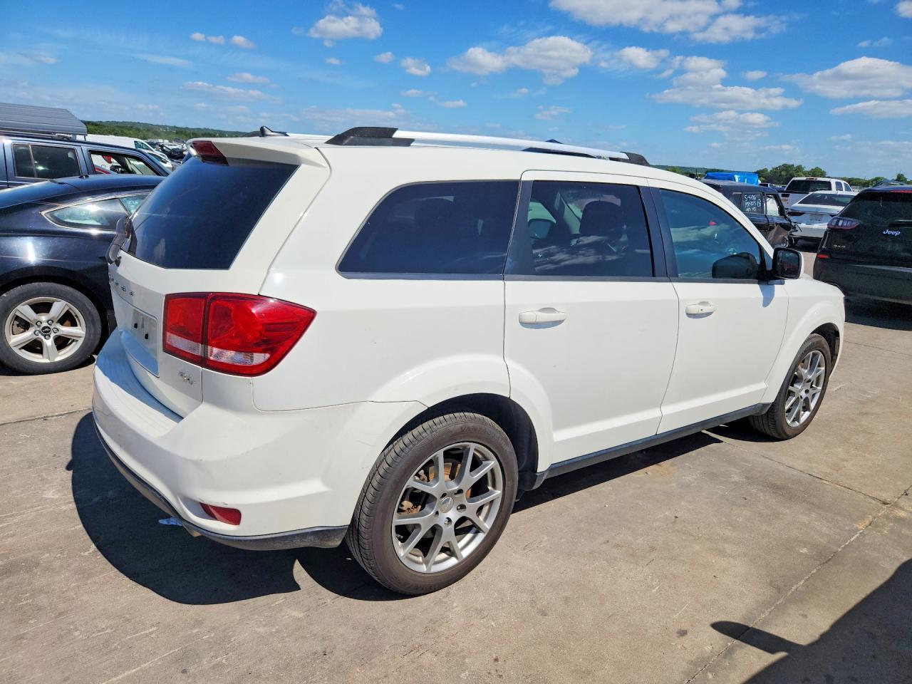 2015 Dodge Journey R - Фото 3