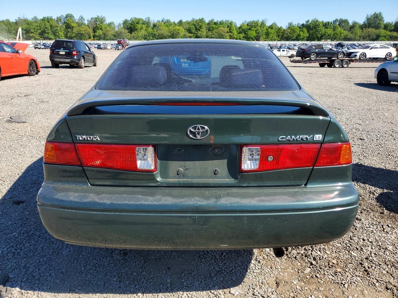 2001 Toyota Camry Le - Image 6