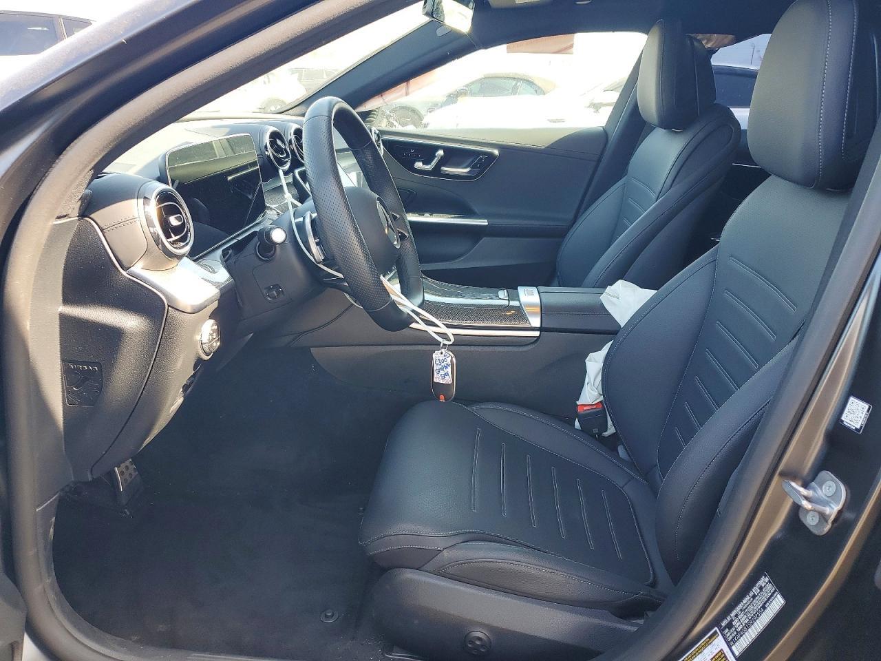 2025 Mercedes-Benz C 300 - Image 7