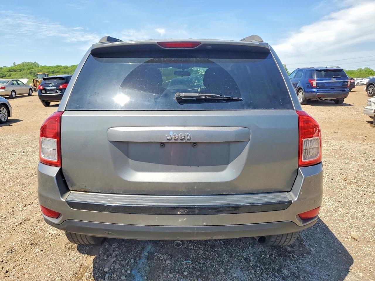 2013 Jeep Compass Latitude - Фото 6