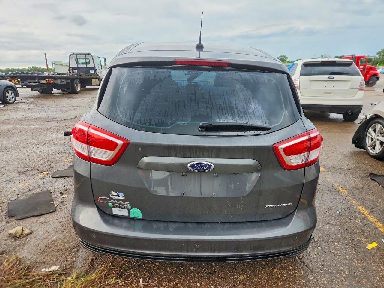 2017 Ford C-Max Titanium - Image 6