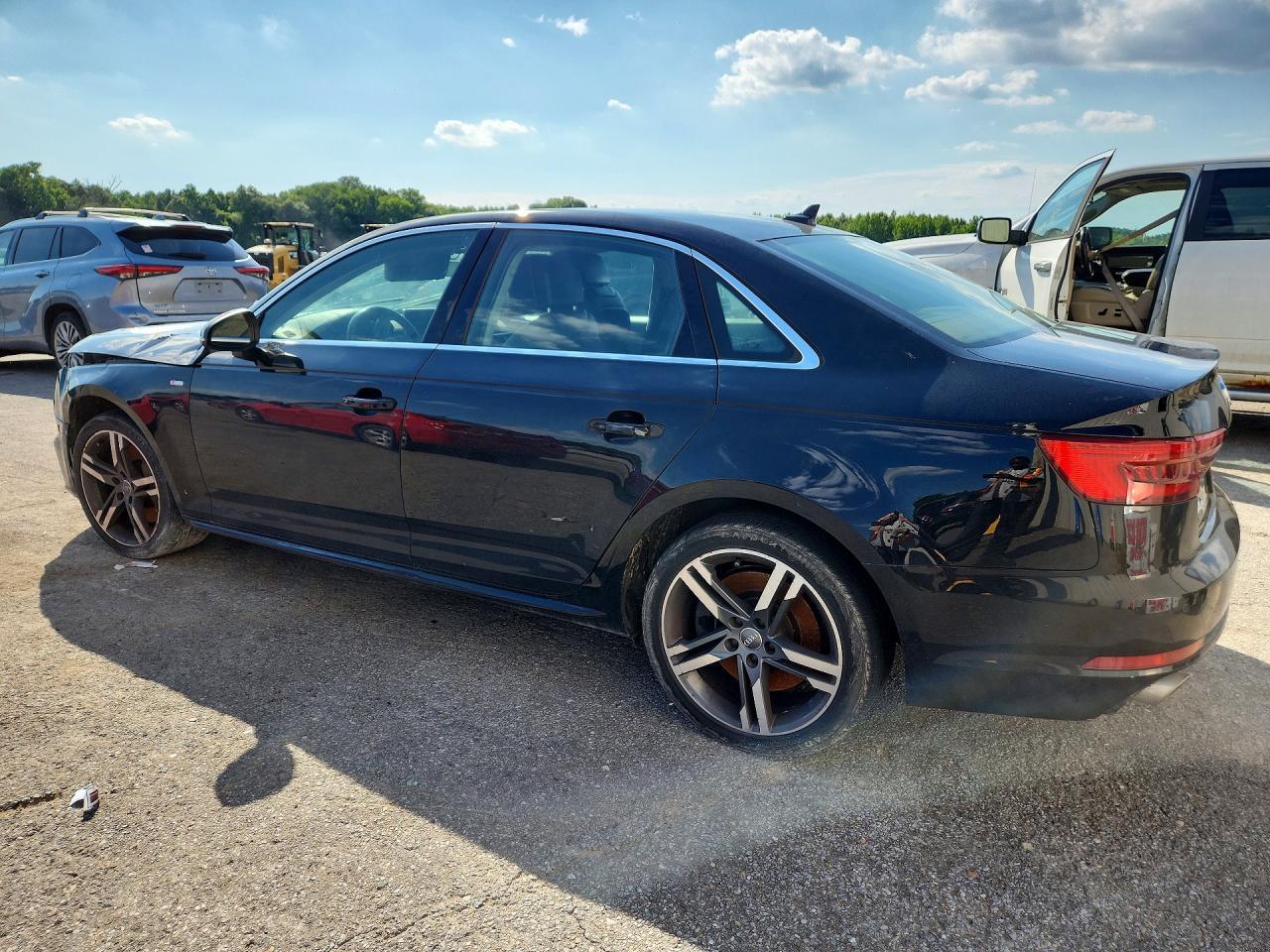 2017 Audi A4 Premium Plus - Фото 2