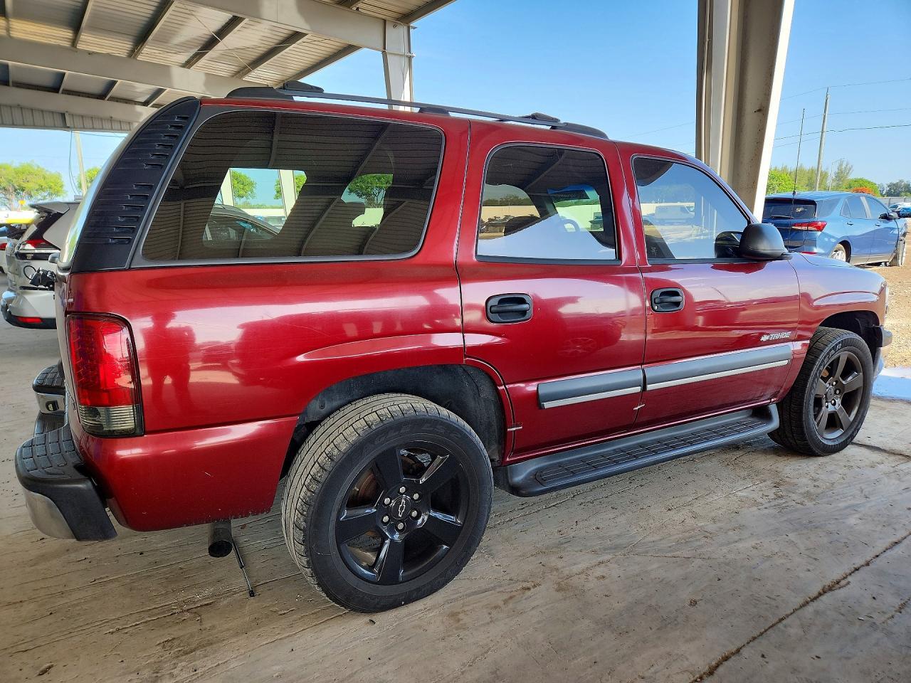2003 Chevrolet Tahoe K1500 - Фото 3