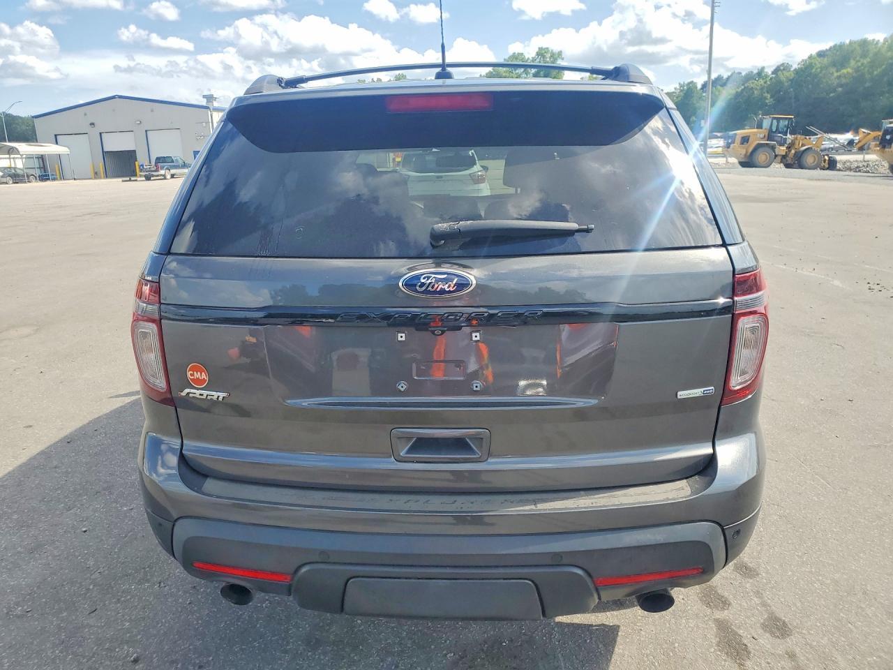 2015 Ford Explorer Sport - Фото 6