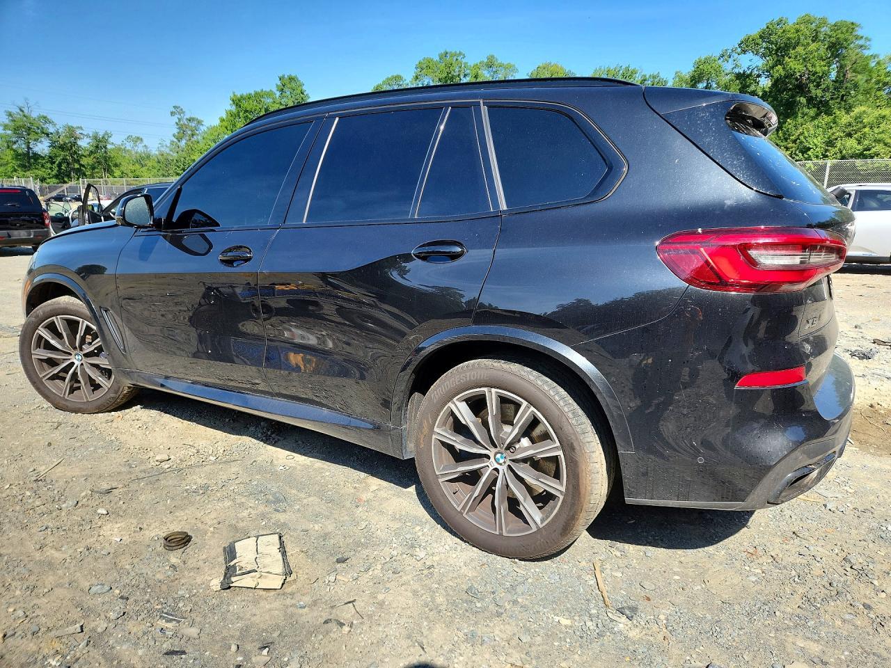 2020 BMW X5 M50I - Фото 2