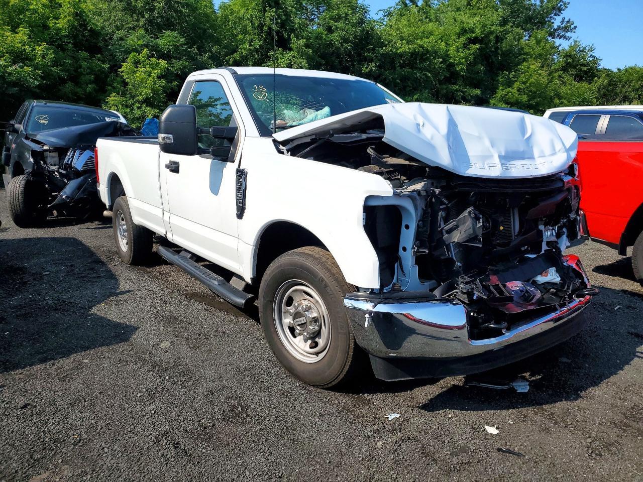 2022 Ford F250 Super Duty - Image 4