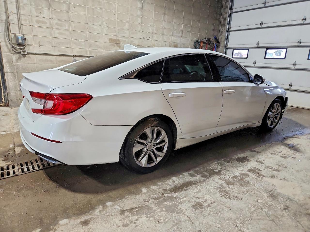2019 Honda Accord Lx - Фото 3