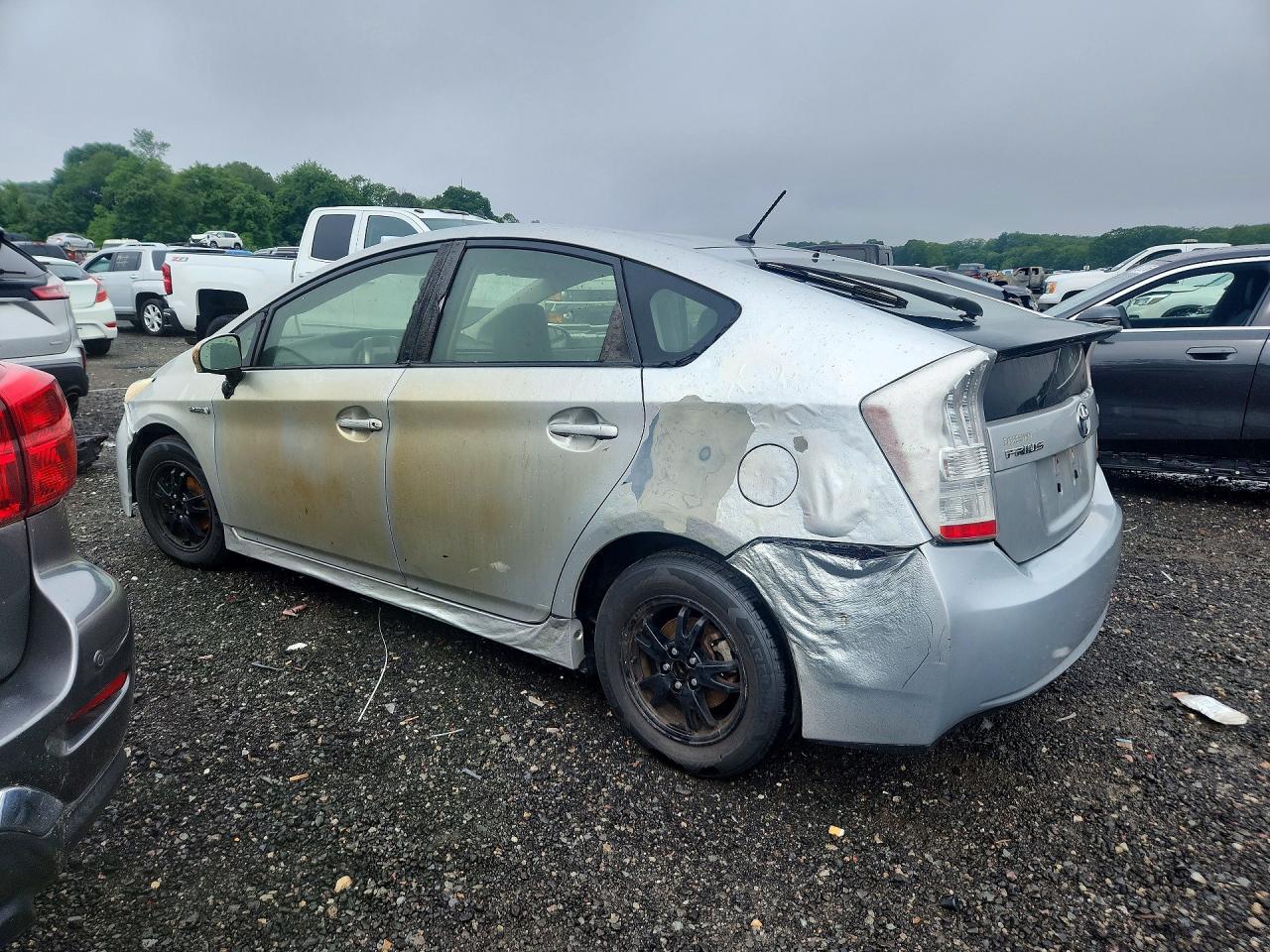 2012 Toyota Prius Two - Фото 2