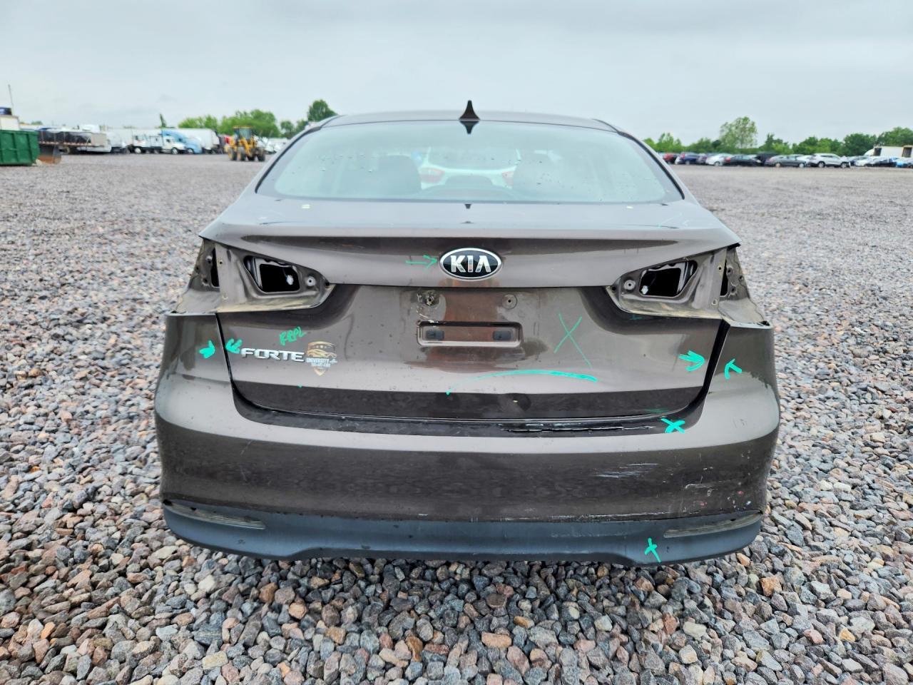 2017 Kia Forte Lx - Фото 6