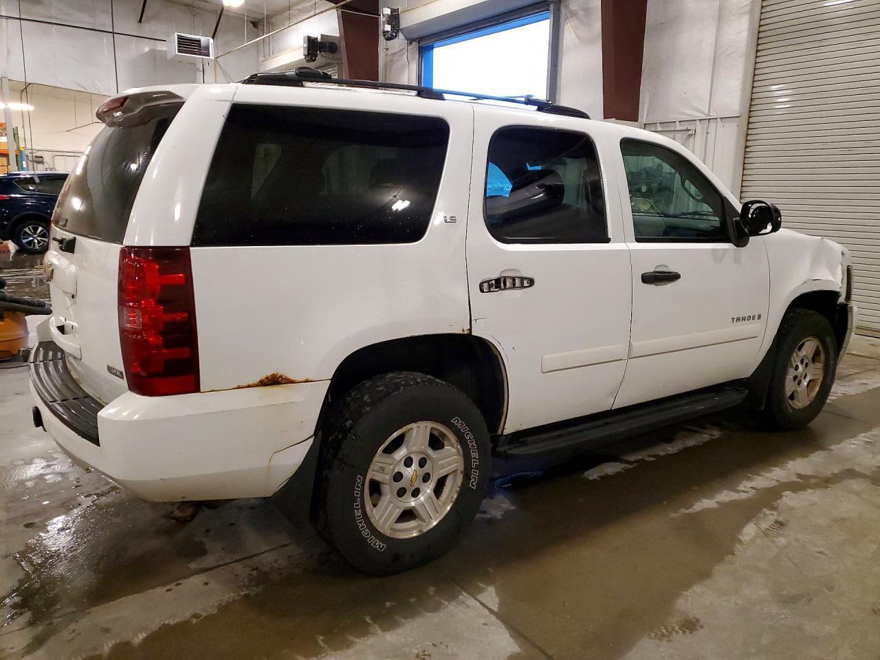 2007 Chevrolet Tahoe K1500 - Image 3