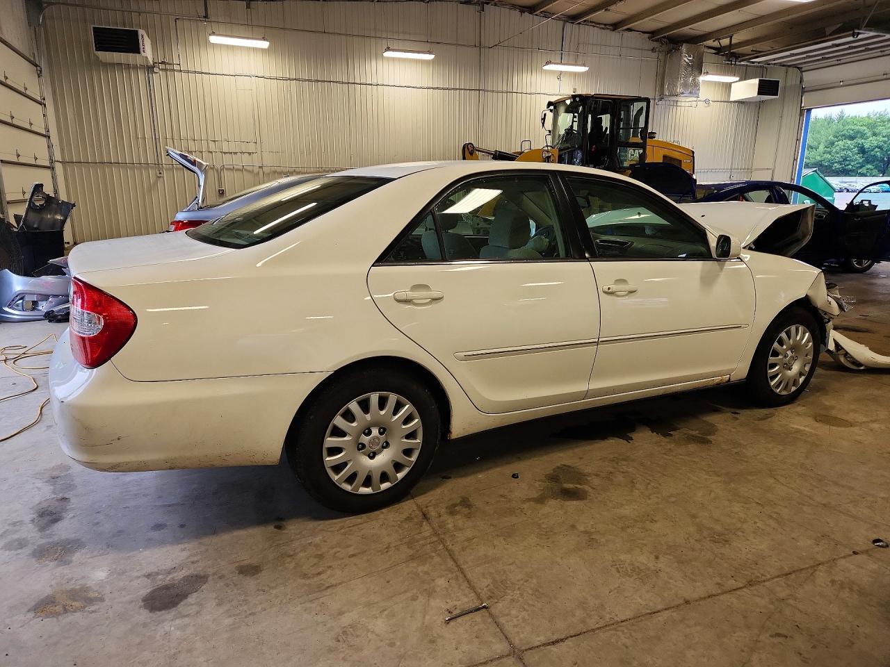 2004 Toyota Camry Xle - Фото 3