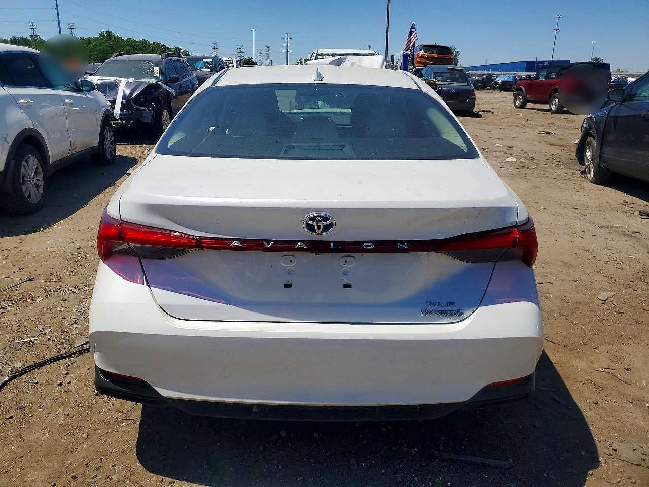 2022 Toyota Avalon Xle - Фото 6