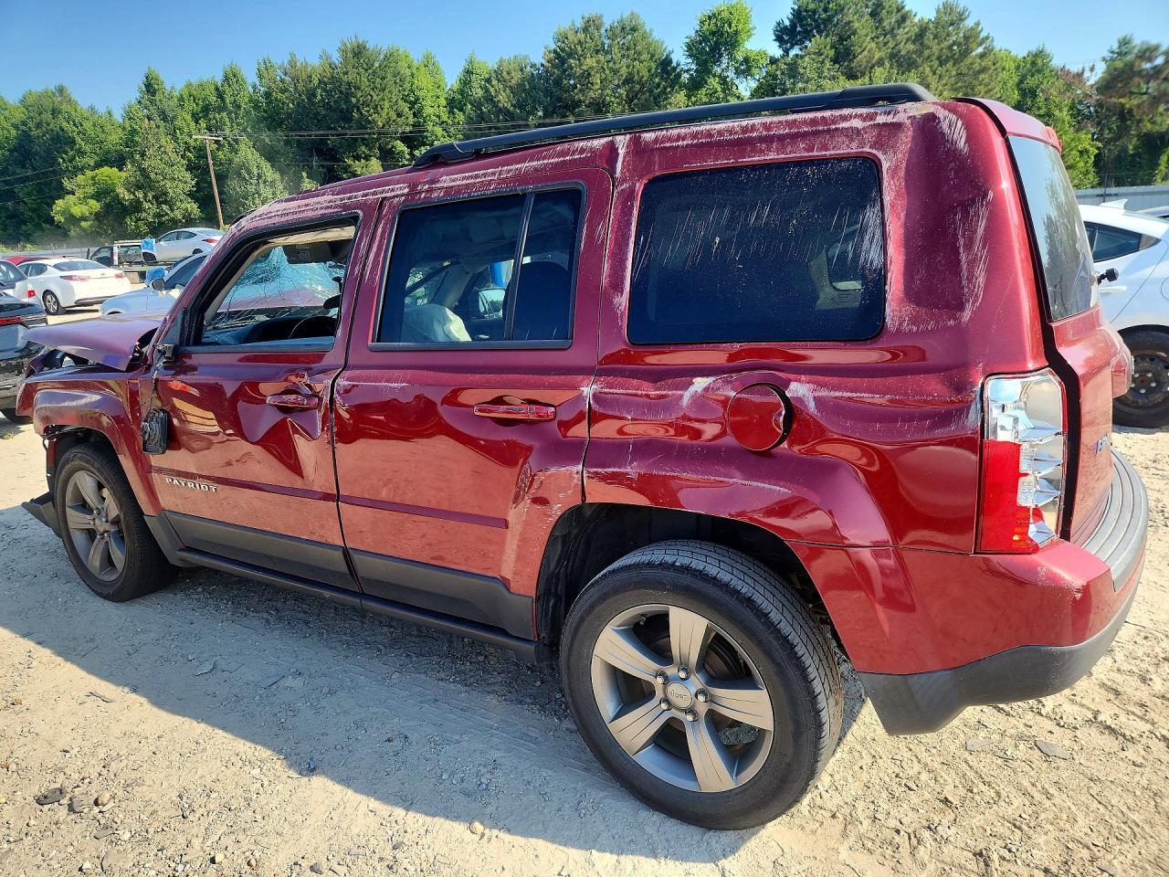 2014 Jeep Patriot Latitude - Image 2