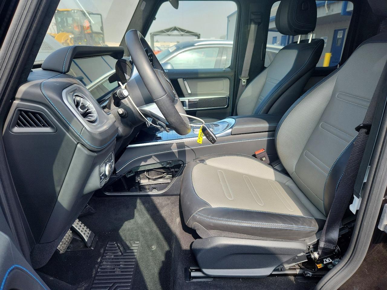 2025 Mercedes-Benz G 580E - Image 7