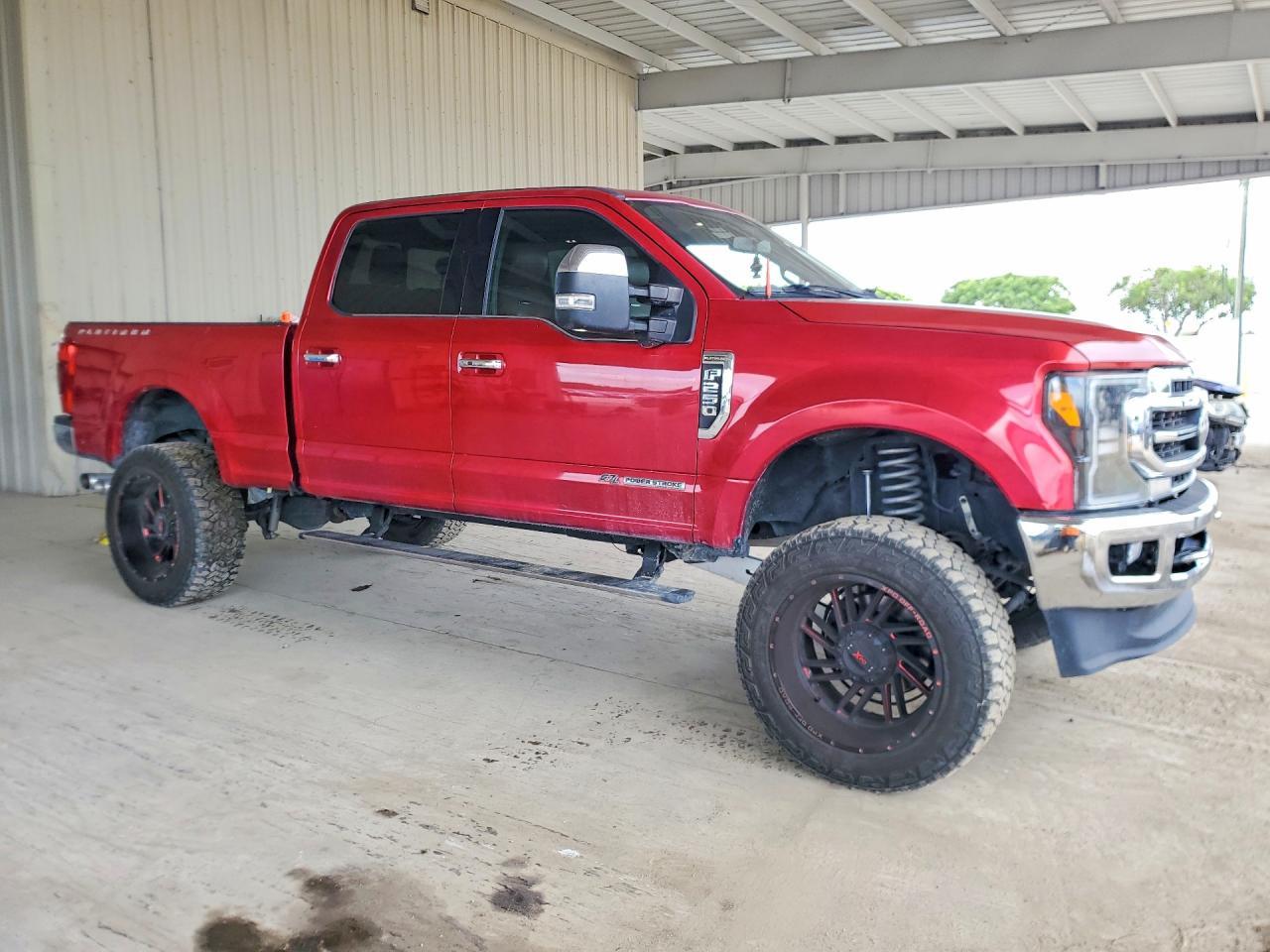 2022 Ford F350 Super Duty - Фото 4