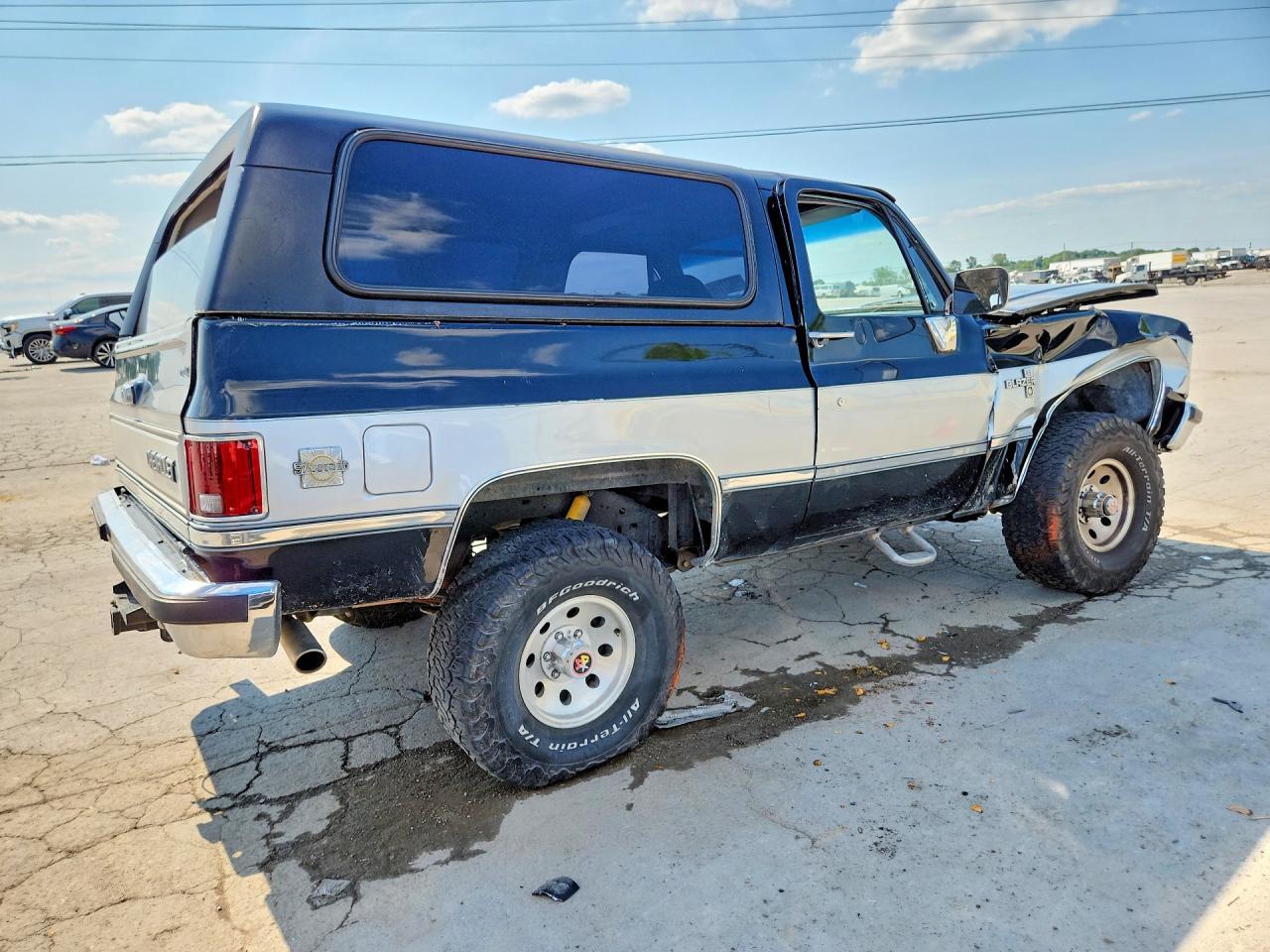 1987 Chevrolet Blazer V10 - Фото 3