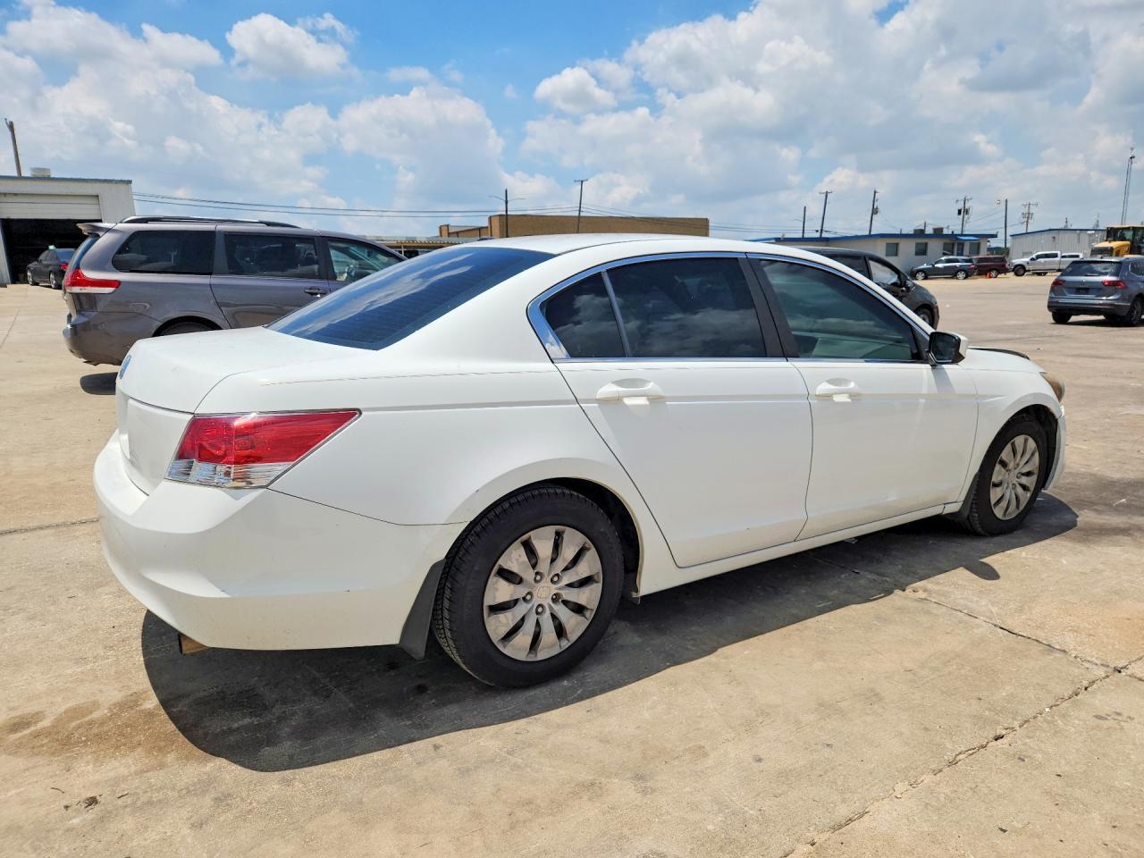 2010 Honda Accord Lx - Фото 3