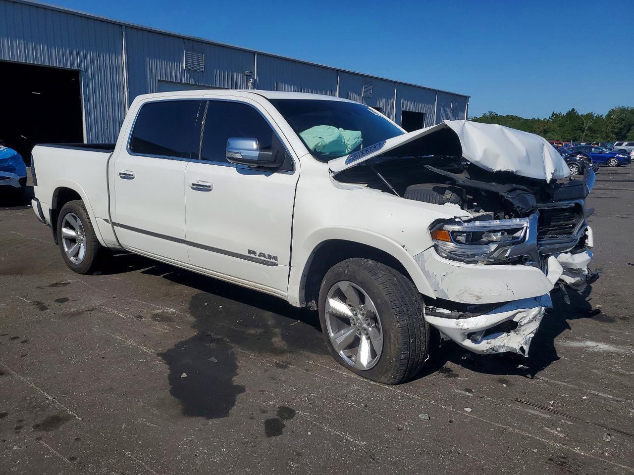 2019 Ram 1500 Limited - Фото 4