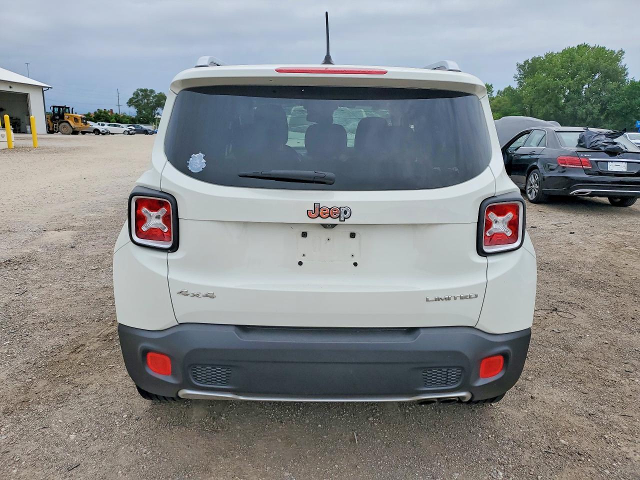 2015 Jeep Renegade Limited - Фото 6