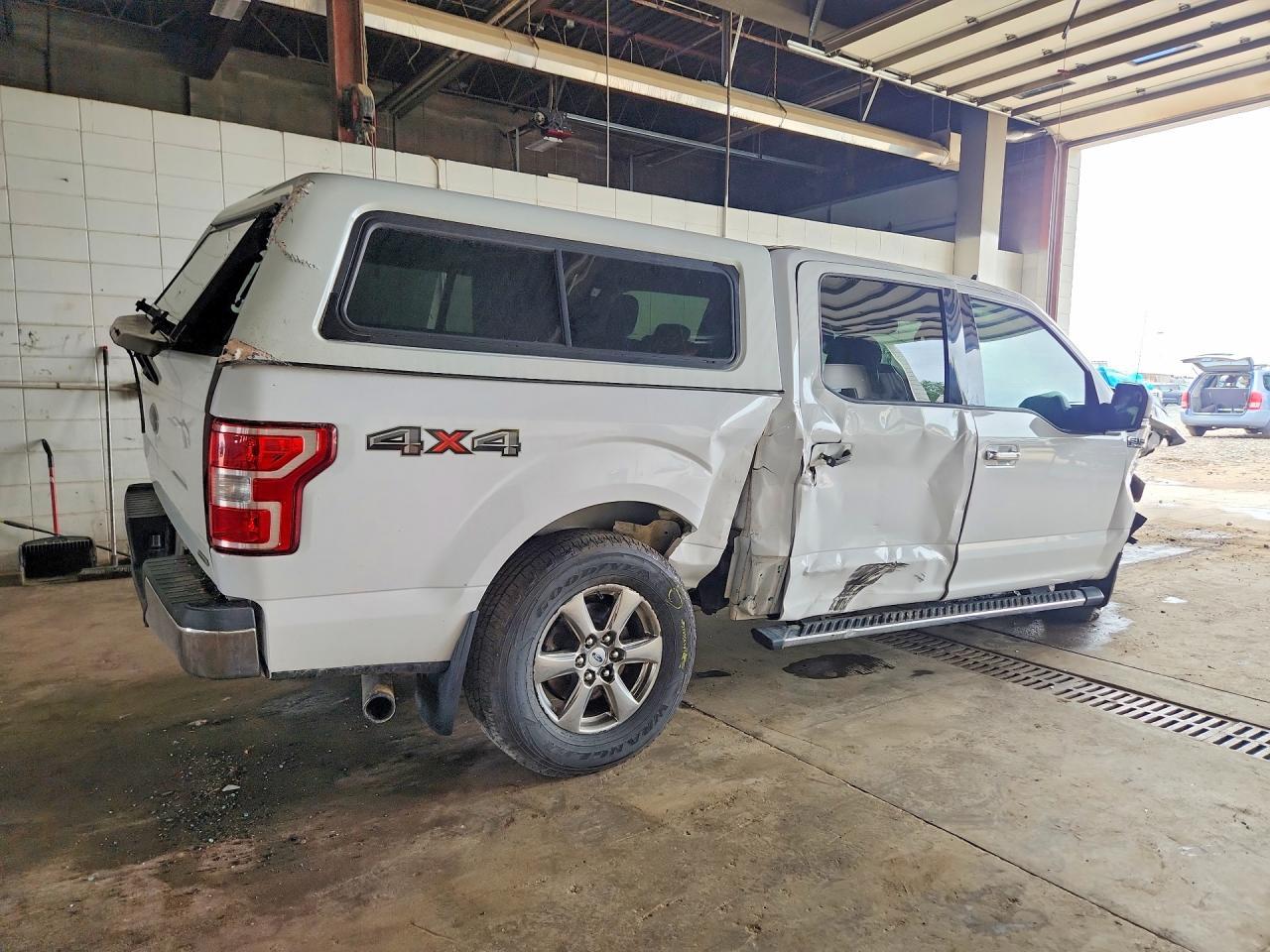 2020 Ford F150 Supercrew - Фото 3