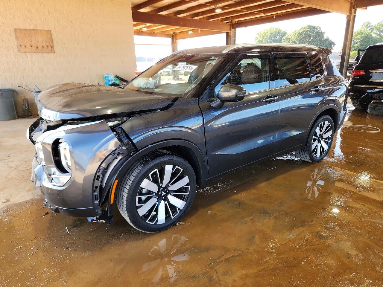 2025 Mitsubishi Outlander Sel