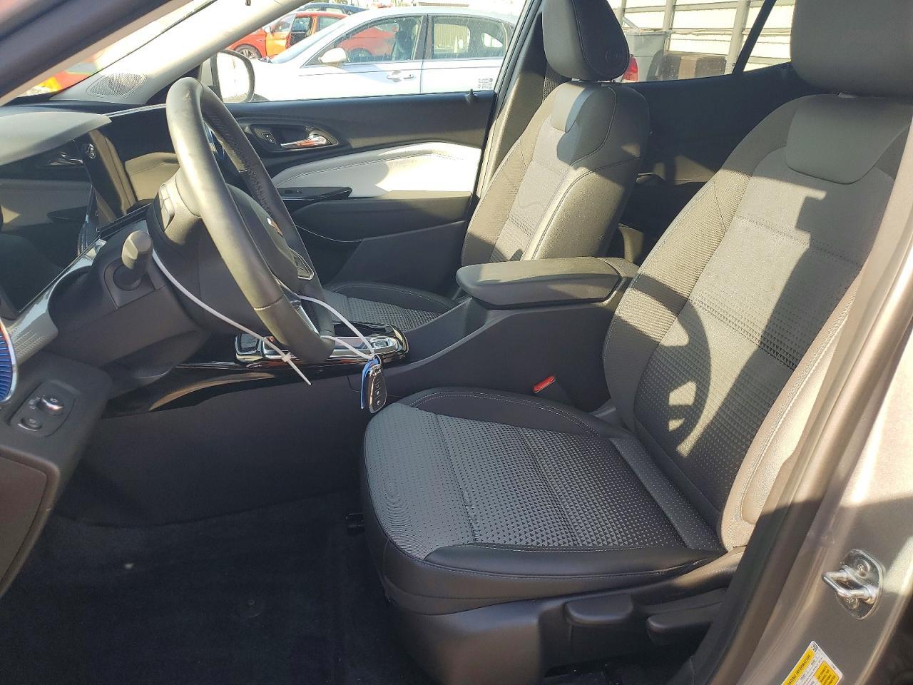 2024 Chevrolet Trax Lt - Image 7