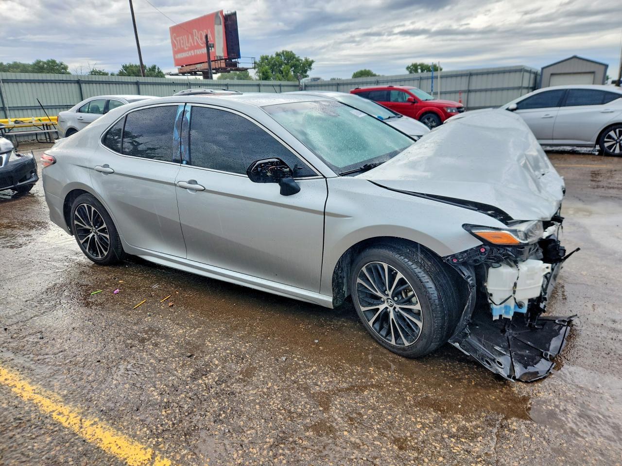 2018 Toyota Camry Se - Фото 4