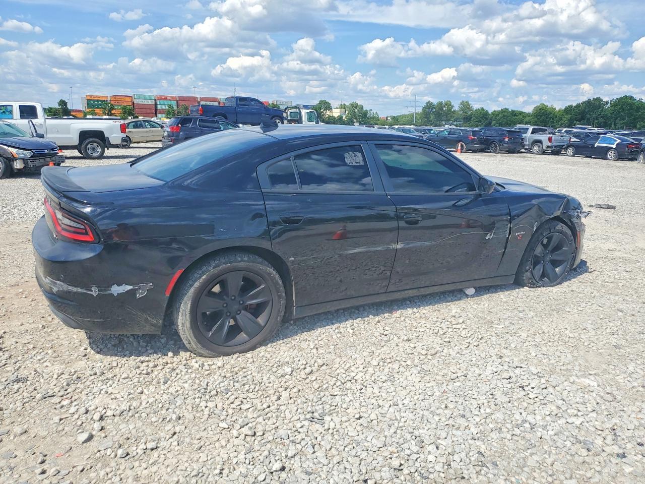2015 Dodge Charger R - Фото 3