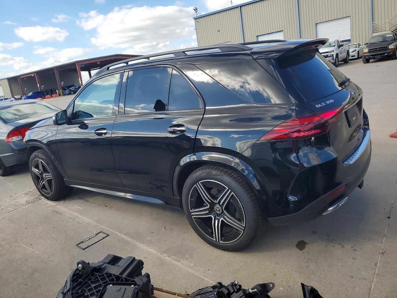 2025 Mercedes-Benz Gle 350 - Image 2