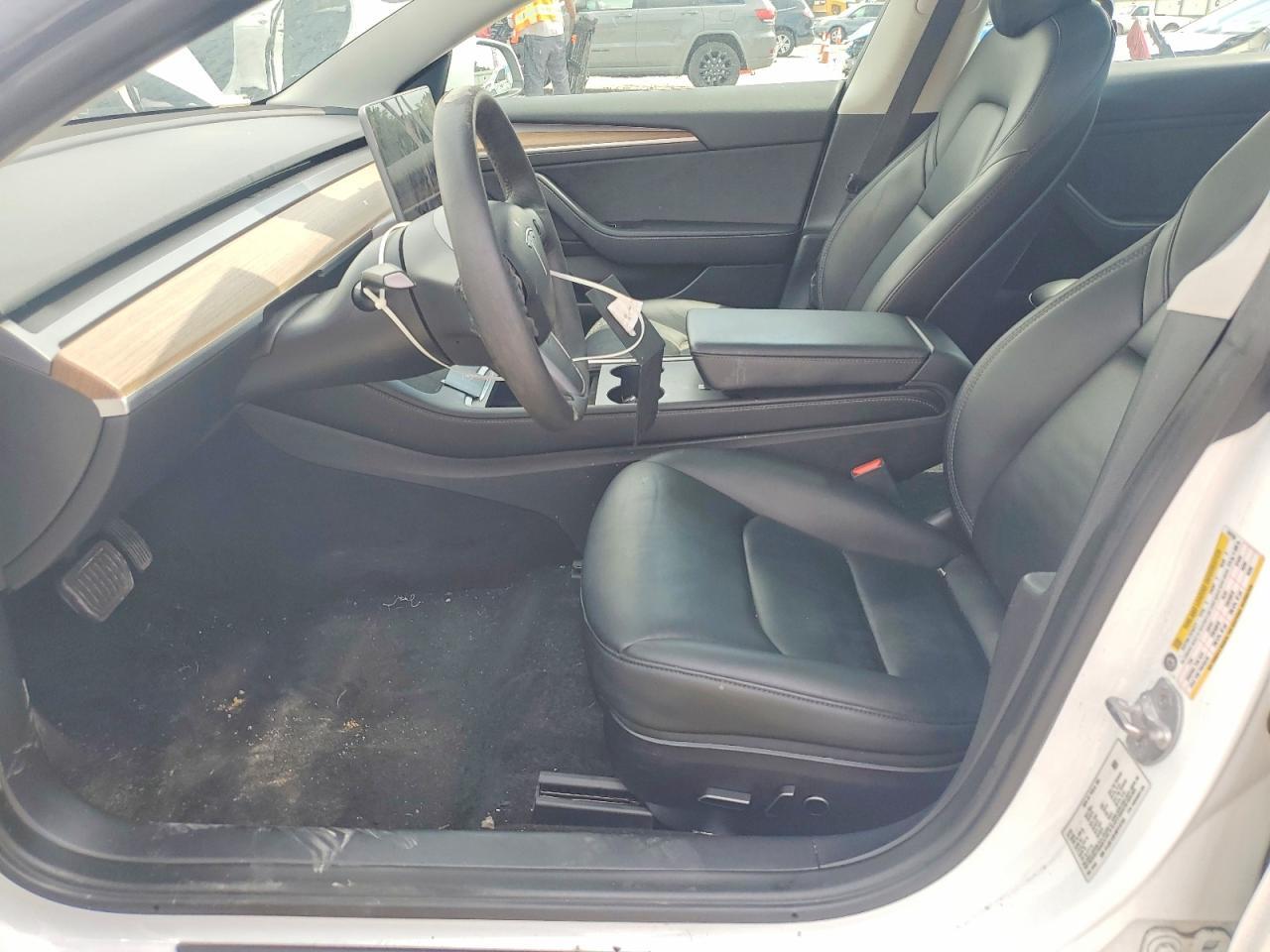 2022 Tesla Model 3 - Фото 7