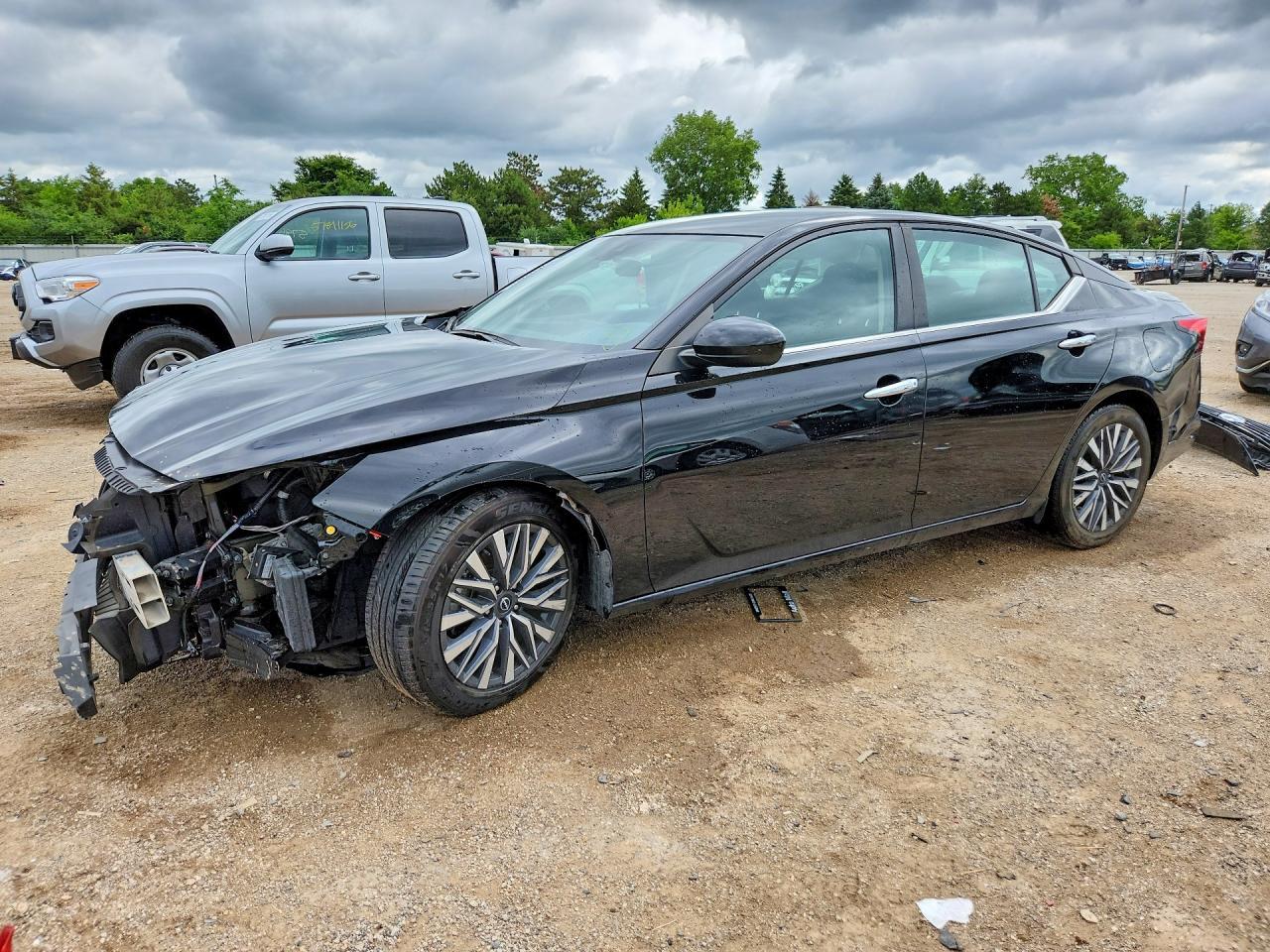 2023 Nissan Altima Sv