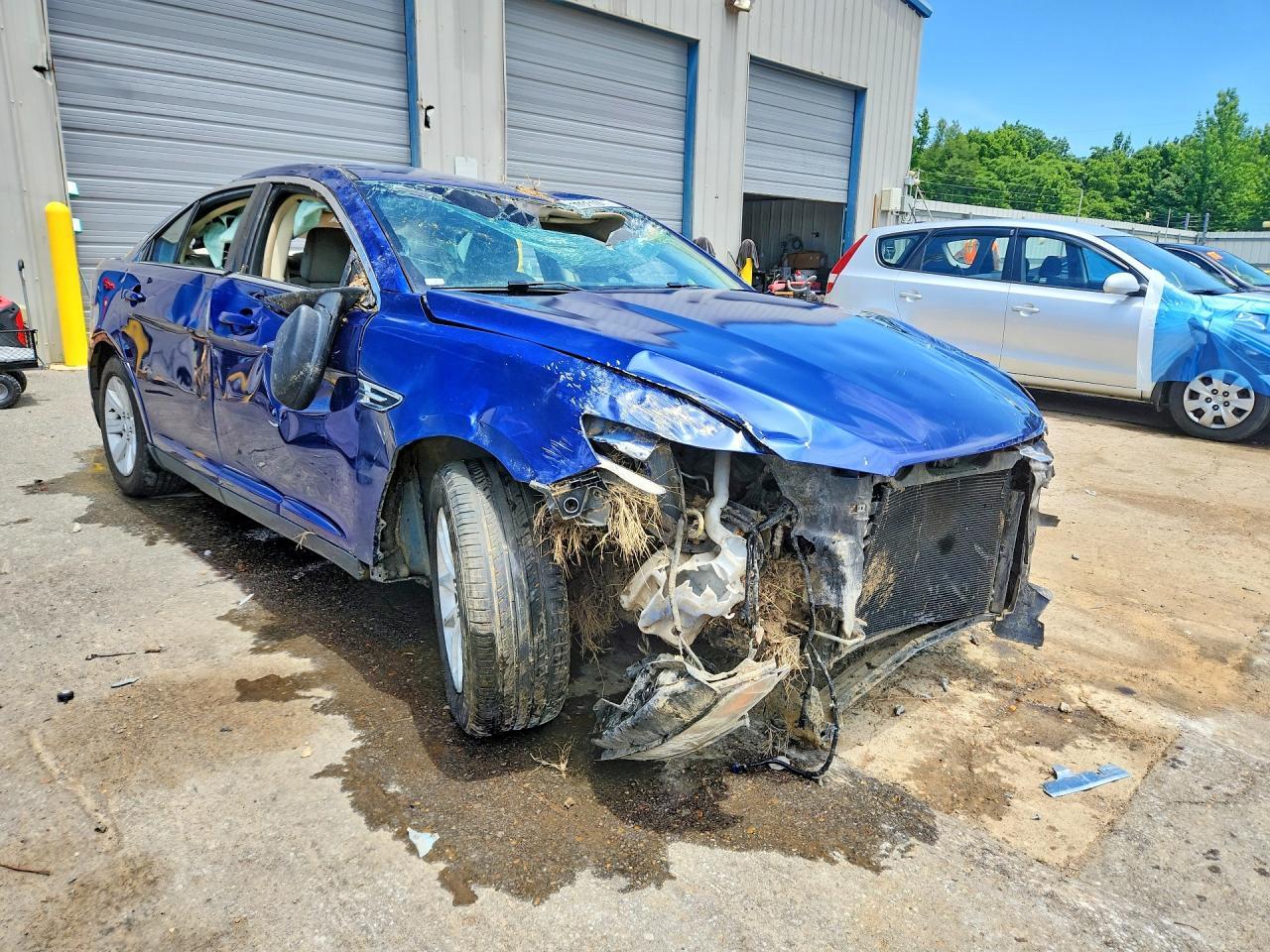 2013 Ford Taurus Se - Image 4