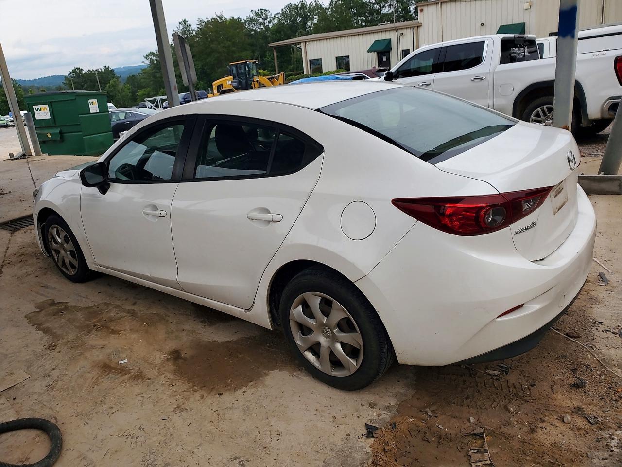 2017 Mazda 3 Sport - Фото 2