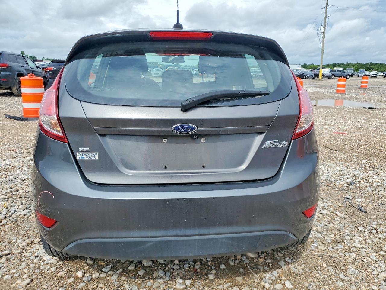 2019 Ford Fiesta Se - Фото 6