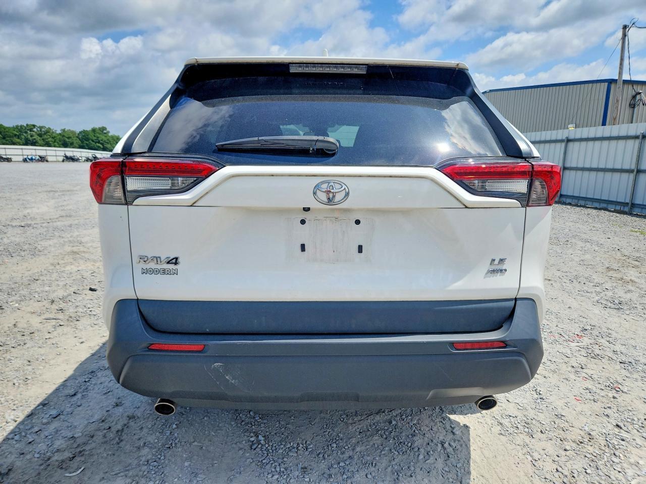 2023 Toyota Rav4 Le - Фото 6