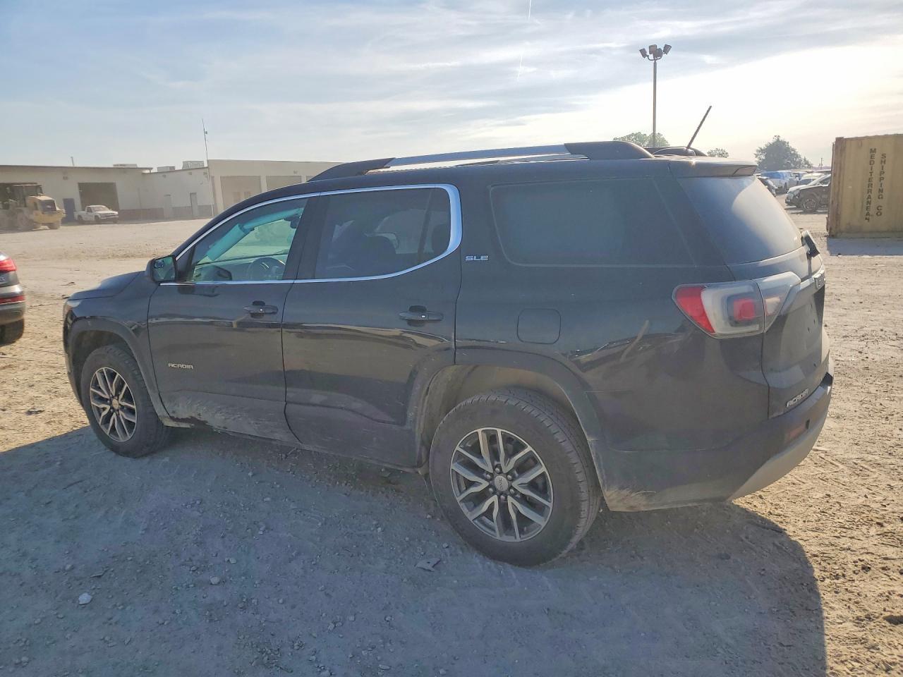 2019 GMC Acadia Sle - Фото 2