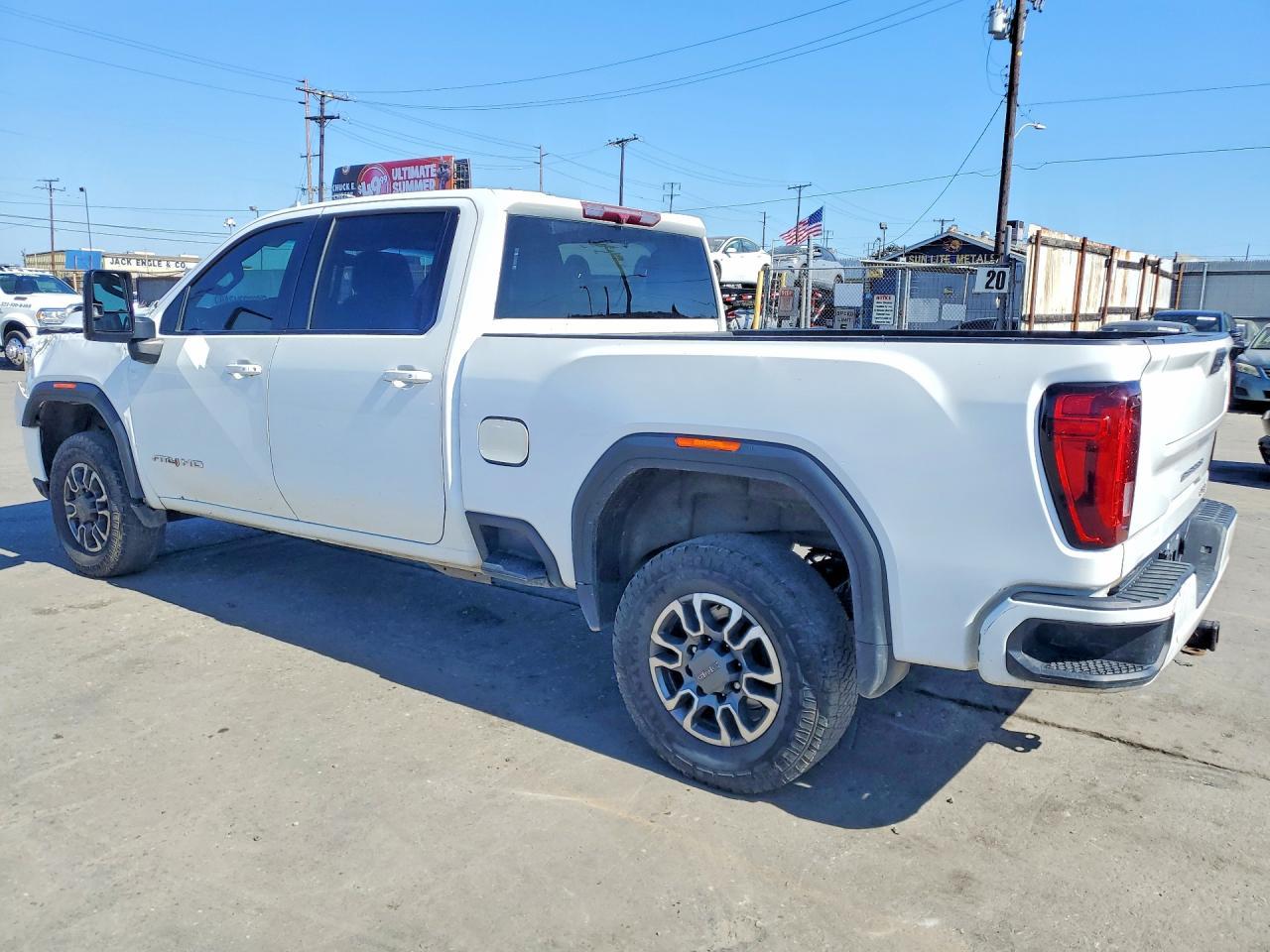 2022 GMC Sierra K2500 At4 - Фото 2