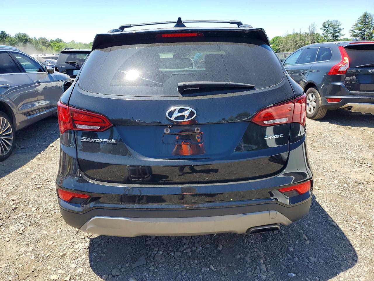 2017 Hyundai Santa Fe Sport 2.4L - Image 6