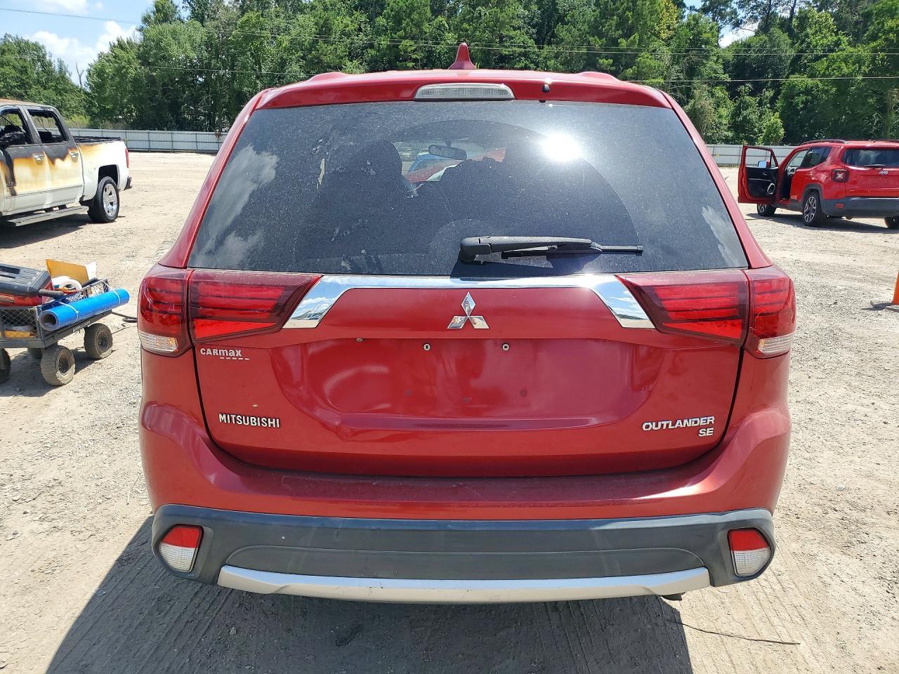 2017 Mitsubishi Outlander Se - Image 6
