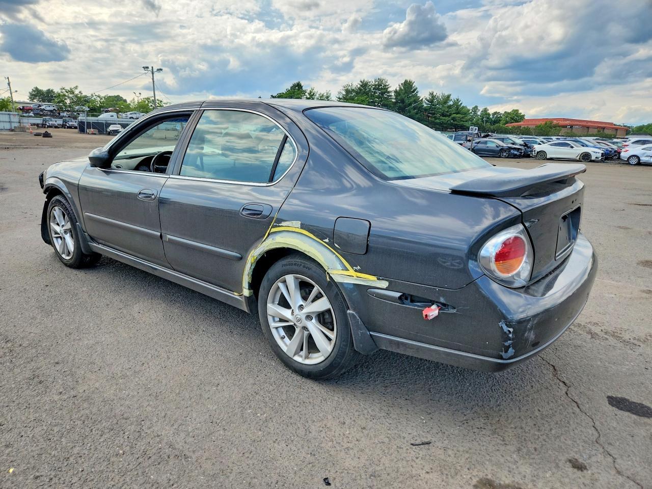 2002 Nissan Maxima Gxe - Фото 2