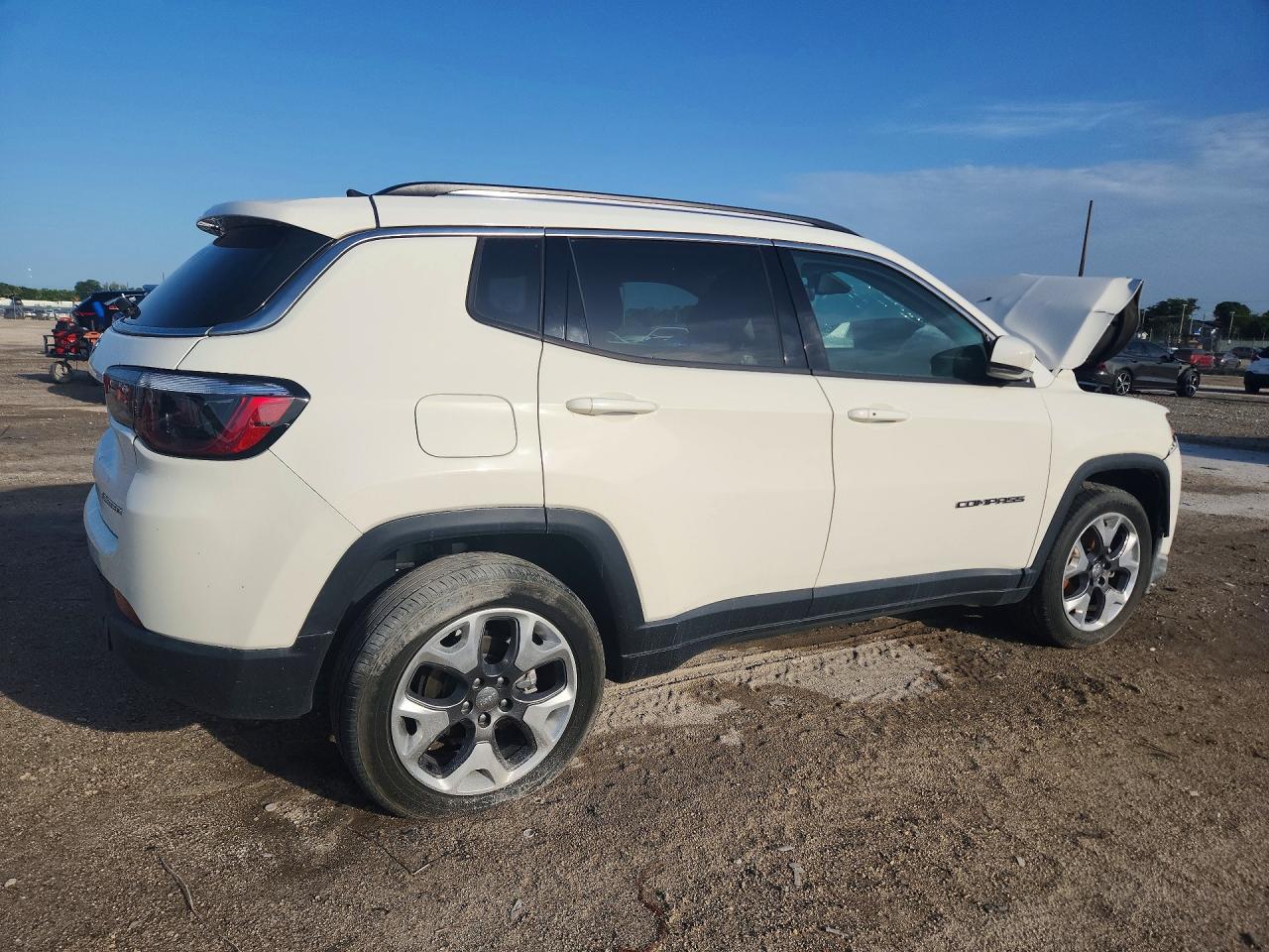 2021 Jeep Compass Limited - Фото 3