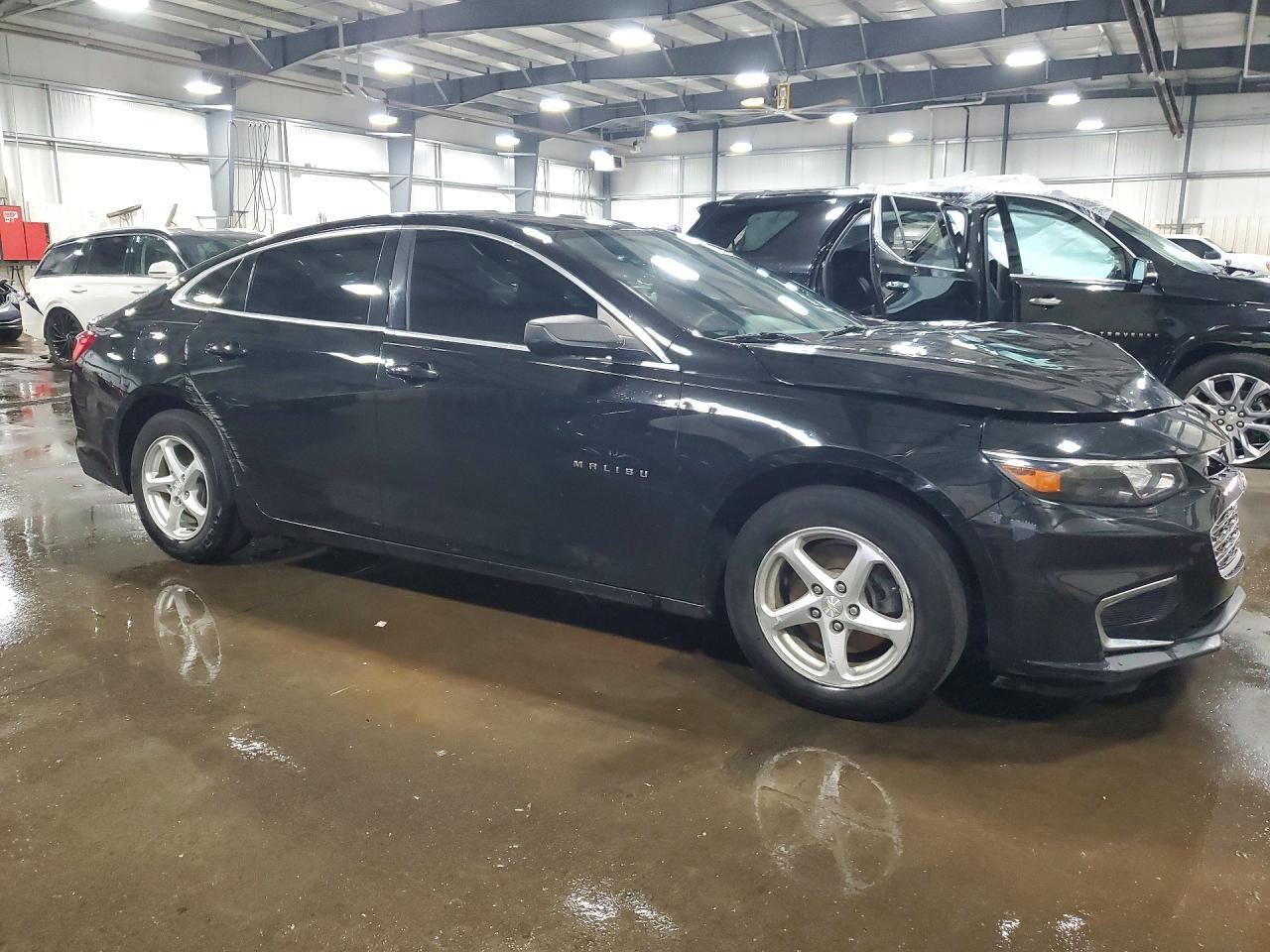 2018 Chevrolet Malibu Ls - Фото 4