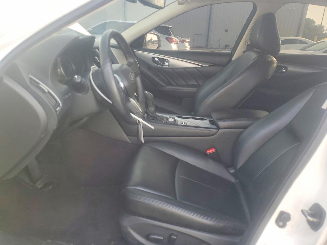 2021 Infiniti Q50 Luxe - Image 7