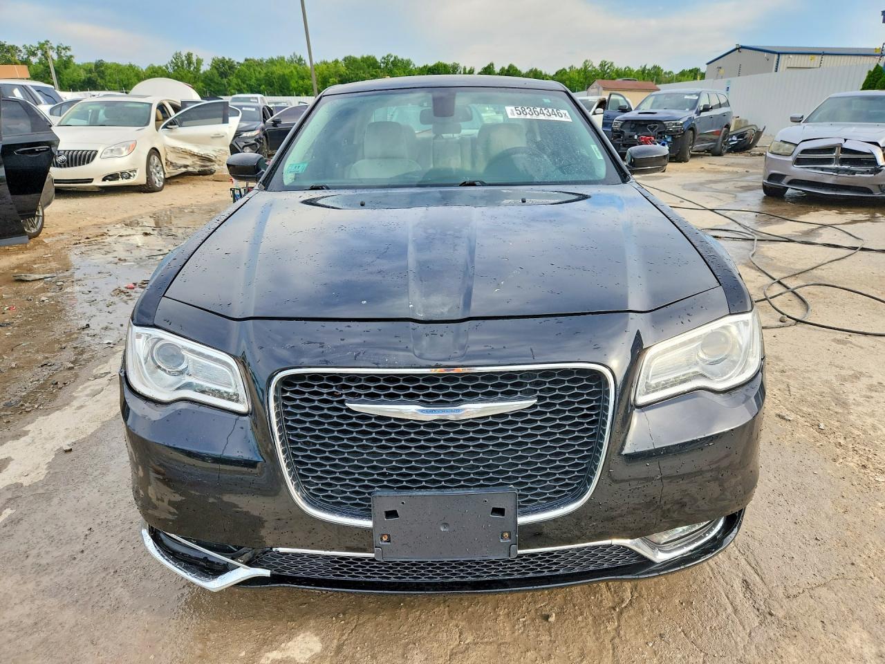 2016 Chrysler 300 Limited - Image 5