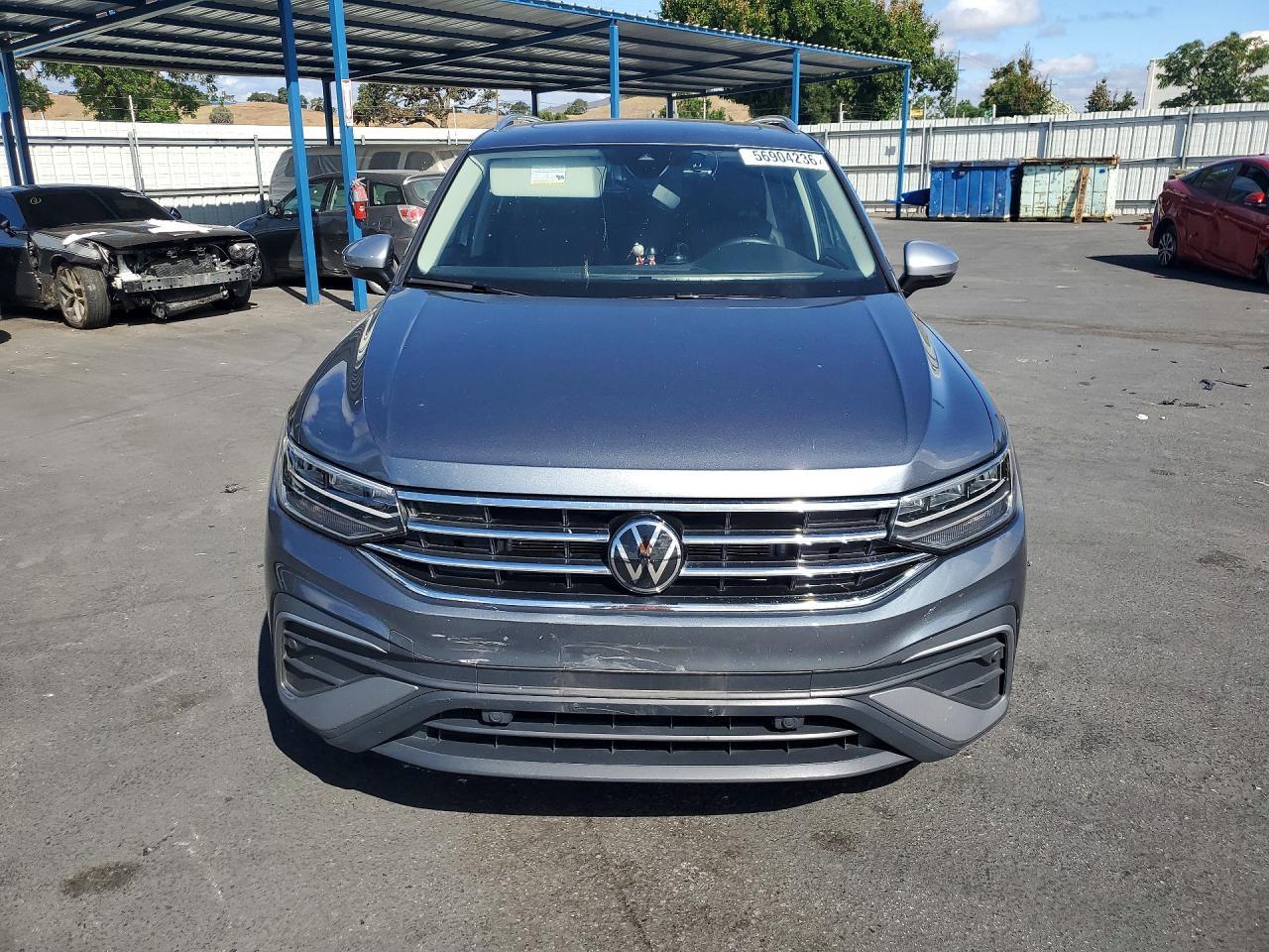 2024 Volkswagen Tiguan Wolfsburg - Image 5