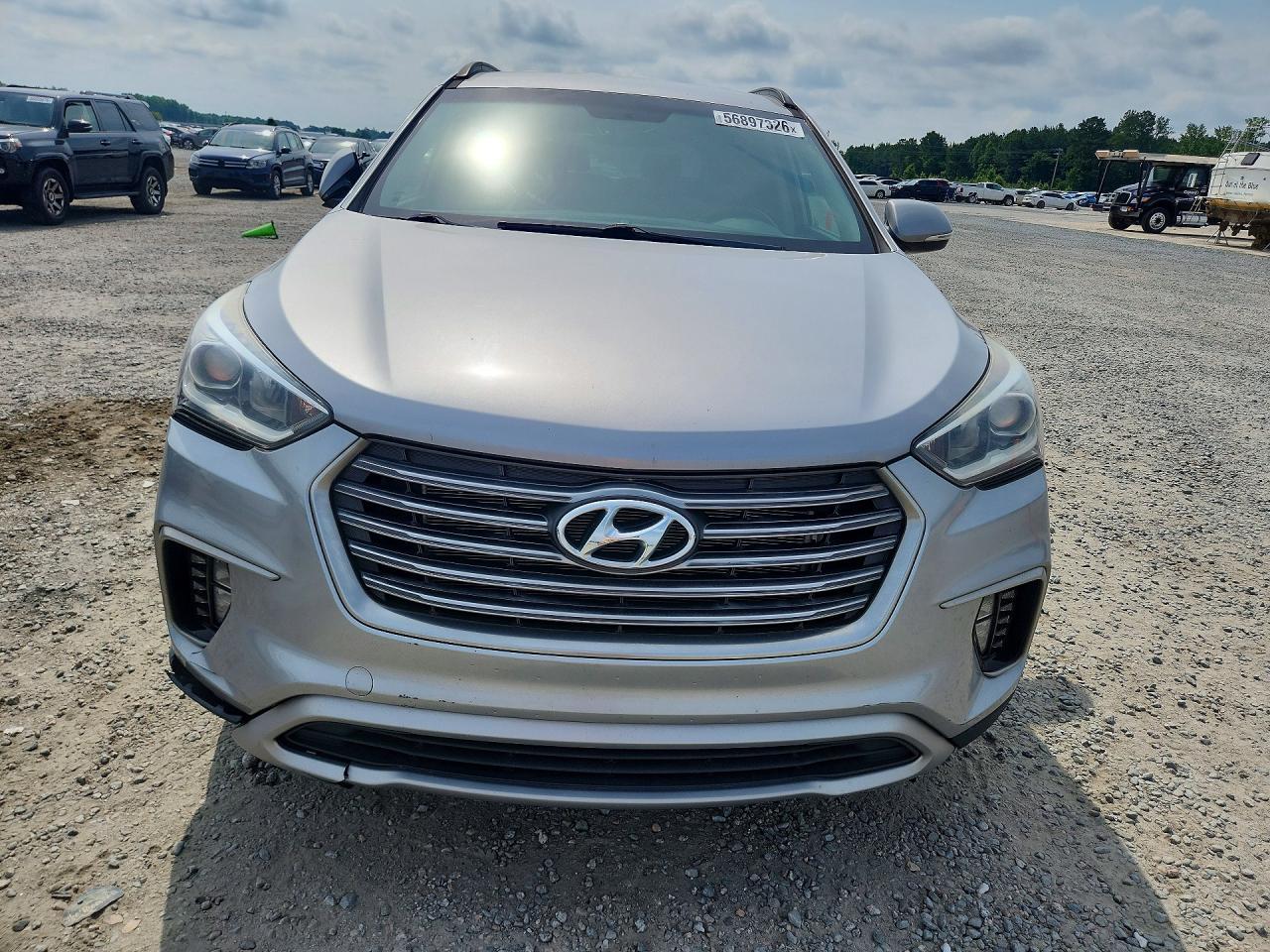 2018 Hyundai Santa Fe Se - Image 5